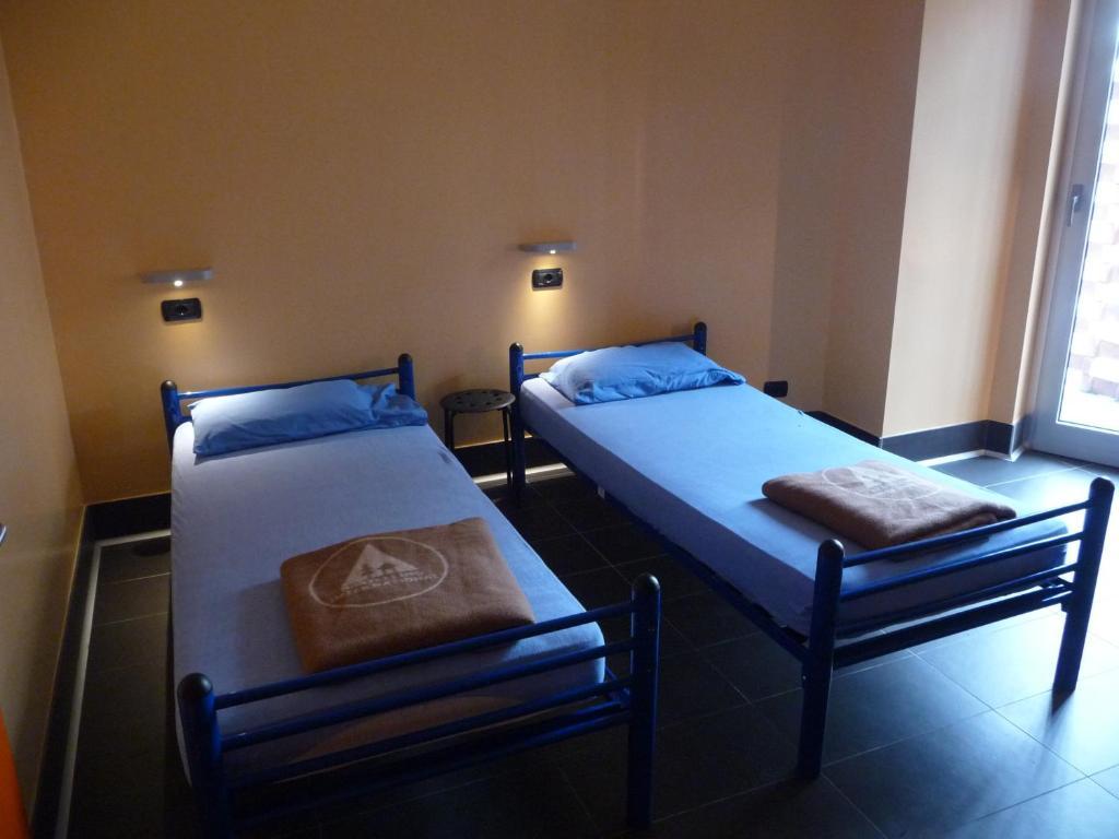 Ostello Aig Piero Rotta Mailand Zimmer foto